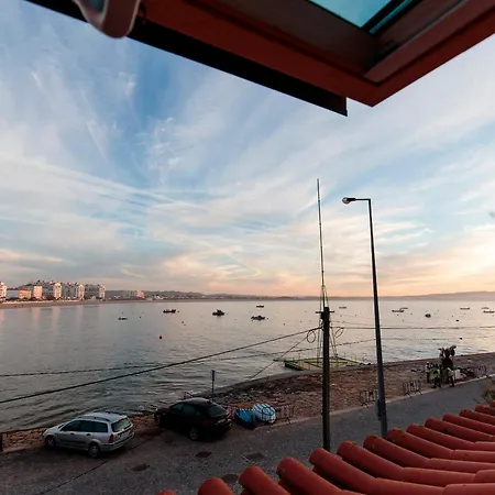 Casa Azul Do Cais * São Martinho do Porto